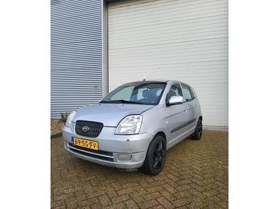 Grijs (metallic) Gebruikt 2006 Kia Picanto Hatchback | € 895 (Goede deal)