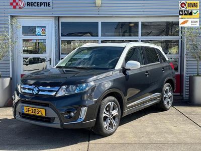 tweedehands Suzuki Vitara 1.6 High Executive Automaat / Panodak / A.cam / Navi / Trekhaak