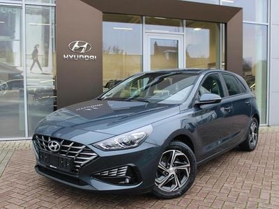 Blauw Gebruikt 2022 Hyundai i30 Comfort Hatchback | € 18.900 (Goede deal)