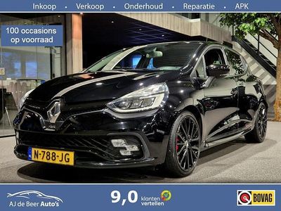 Zwart (metallic) Gebruikt 2018 Renault Clio IV Bose Edition Hatchback | € 19.990