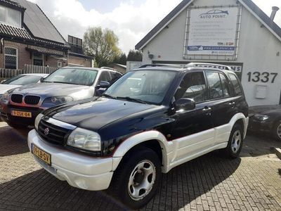 tweedehands Suzuki Grand Vitara 2.0 4x4/longbody/automatic/navigation/airco