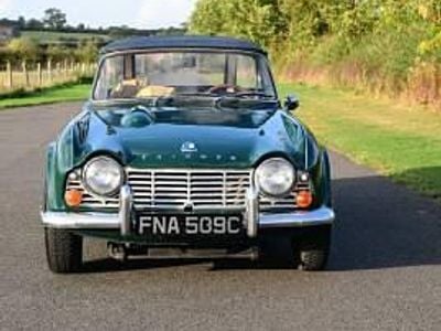 Groen Gebruikt 1965 Triumph TR4 Cabriolet | € 27.397