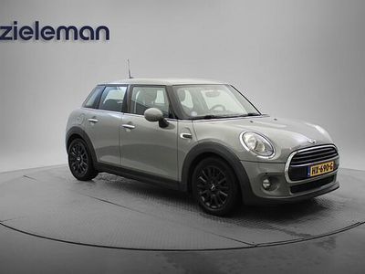 Grijs Gebruikt 2016 Mini Cooper Business Hatchback | € 7.845