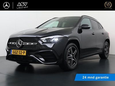 Zwart Gebruikt 2024 Mercedes GLA250 AMG line SUV | € 49.880 (Duur)