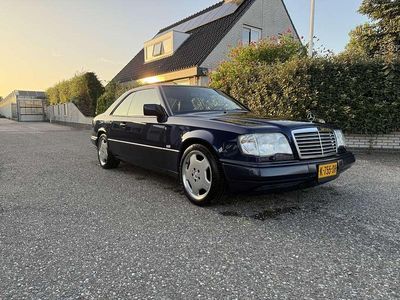 Blauw Occasion 1994 Mercedes E320 Coupé | € 15.750