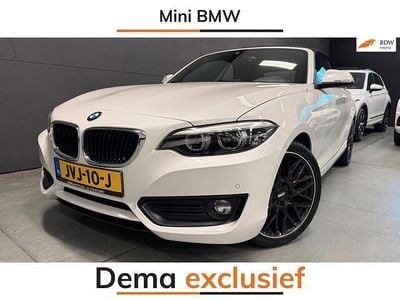 Wit Occasion 2017 BMW 218 Executive Cabriolet | € 18.750 (Goede deal)