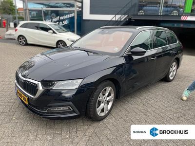 Zwart Occasion 2021 Skoda Octavia Business Line Stationwagen | € 25.990 (Iets duurder)