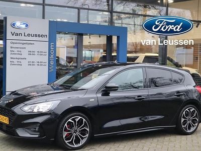 Zwart Gebruikt 2021 Ford Focus Business Edition Hatchback | € 20.890 (Eerlijke prijs)