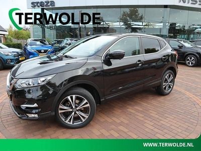 Zwart Occasion 2018 Nissan Qashqai N-Connecta SUV | € 15.445 (Eerlijke prijs)