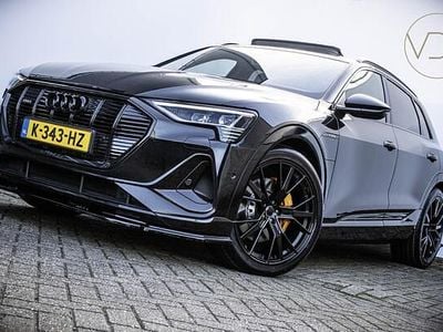 Zwart (metallic) Occasion 2020 Audi e-tron S-Line SUV | € 25.430 (Eerlijke prijs)