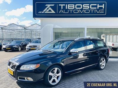 Zwart (metallic) Occasion 2011 Volvo V70 Stationwagen | € 4.995 (Super prijs)