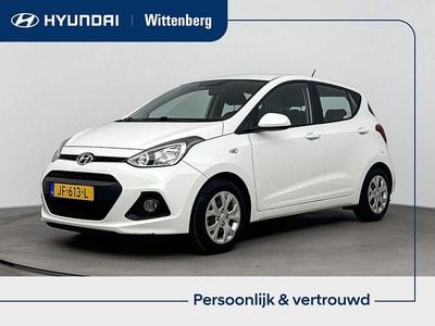 Wit Occasion 2017 Hyundai i10 Comfort Hatchback | € 10.400 (Eerlijke prijs)