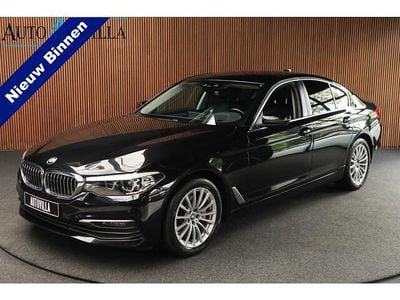 Zwart Gebruikt 2020 BMW 530 Sport Line Sedan | € 36.950 (Eerlijke prijs)