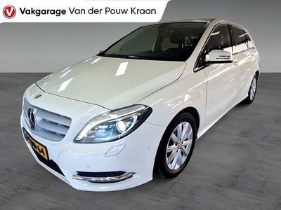 Wit Gebruikt 2013 Mercedes B180 Ambition MPV | € 13.445 (Eerlijke prijs)