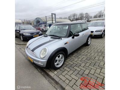 tweedehands Mini Cooper 1.6 Pepper, APK tot 23-12-2024