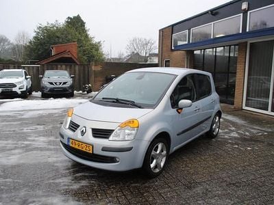 Occasion Renault Modus Luxe 112 PK (82 kW) 2005 Grijs MPV