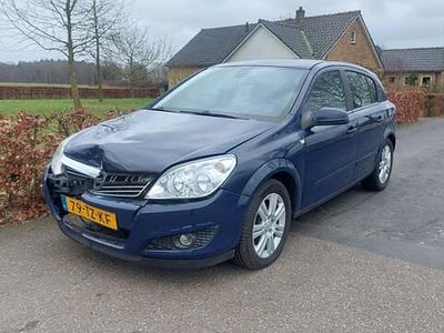 Occasion Opel Astra Executive 116 PK (85 kW) 2007 Blauw (metallic) Hatchback