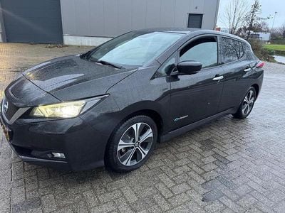Zwart (metallic) Gebruikt 2019 Nissan Leaf 360º Hatchback | € 9.950 (Eerlijke prijs)