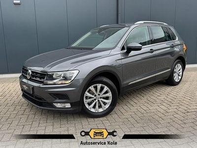 Grijs Gebruikt 2017 VW Tiguan Comfortline SUV | € 16.940 (Goede deal)