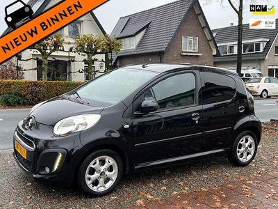Zwart (metallic) Occasion 2012 Citroën C1 Exclusive Hatchback | € 4.580 (Eerlijke prijs)
