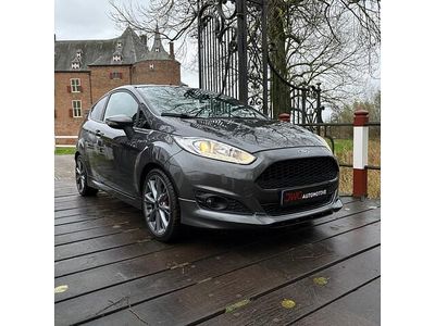 Grijs Gebruikt 2016 Ford Fiesta ST-Line Hatchback | € 8.490 (Eerlijke prijs)