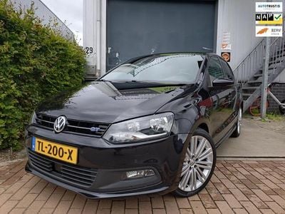 Zwart Gebruikt 2016 VW Polo BlueGT Hatchback | € 12.950 (Iets duurder)