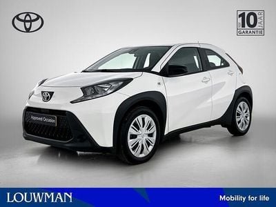 Wit Occasion 2023 Toyota Aygo X Play SUV | € 16.250 (Goede deal)