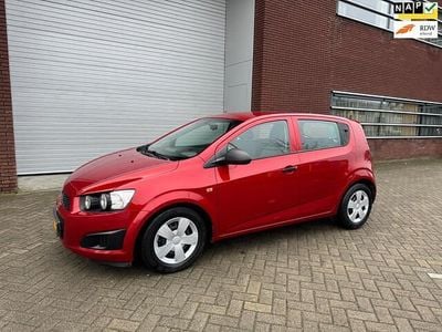 Rood Occasion 2013 Chevrolet Aveo LS Hatchback | € 5.999 (Iets duurder)