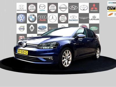 tweedehands VW Golf VII 1.5 TSI Highline Navi_Carplay_Cam_Front assist_alcantara