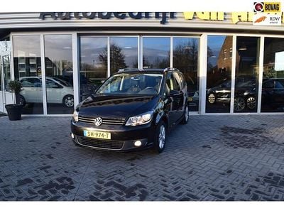 Zwart (metallic) Gebruikt 2013 VW Touran Comfortline MPV | € 7.950 (Goede deal)