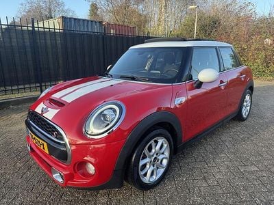 Occasion Mini Cooper S Pepper 192 PK (141 kW) 2018 Rood Hatchback