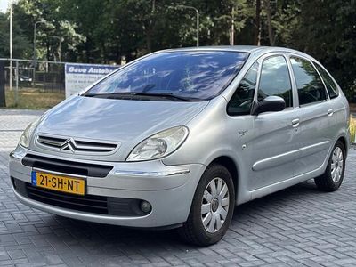 Occasion Citroën Xsara Picasso 136 PK (100 kW) 2006 Grijs MPV