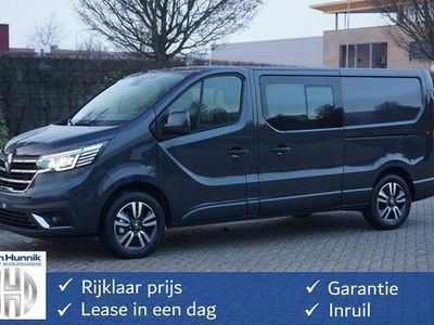 Grijs Occasion 2024 Renault Trafic Luxe MPV | € 39.650 (Eerlijke prijs)