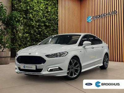 Wit Occasion 2017 Ford Mondeo ST-Line Hatchback | € 14.900 (Eerlijke prijs)
