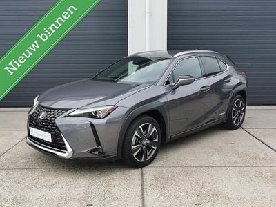 Lexus UX 250h