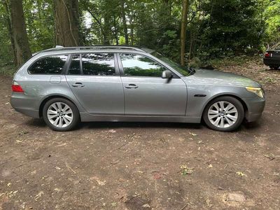 BMW 525