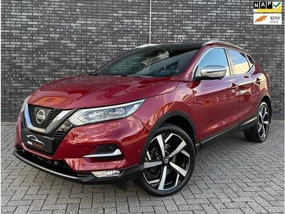 Rood Occasion 2018 Nissan Qashqai Tekna+ SUV | € 18.500 (Eerlijke prijs)