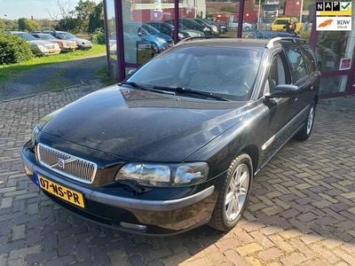 Zwart Gebruikt 2004 Volvo V70 Comfort Stationwagen | € 2.950 (Eerlijke prijs)
