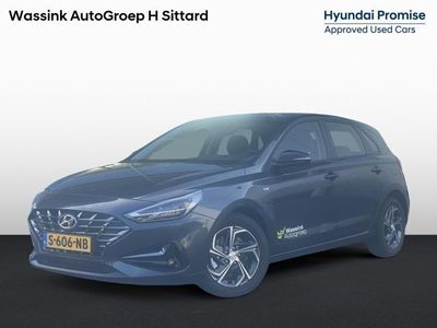 tweedehands Hyundai i30 1.0 T-GDI 48V 120pk Comfort Smart | Navigatie | Climatecontrol | Keyless