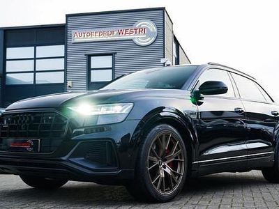 Zwart Occasion 2021 Audi Q8 Competition SUV | € 58.995