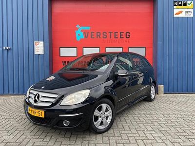 Occasion Mercedes B180 Business 116 PK (85 kW) 2010 Zwart MPV