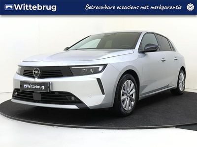 Grijs Gebruikt 2025 Opel Astra Business Edition Hatchback | € 23.925 (Super prijs)