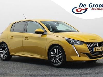 Occasion Peugeot 208 Allure 101 PK (74 kW) 2020 Geel Hatchback