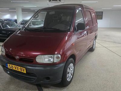 Nissan Cargo