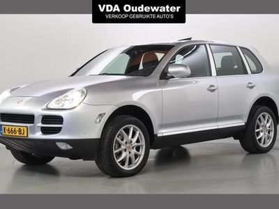 Zilver, metallic lak Gebruikt 2003 Porsche Cayenne SUV | € 14.900
