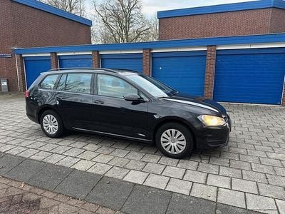 Zwart Gebruikt 2014 VW Golf VII Trendline Stationwagen | € 4.300 (Goede deal)