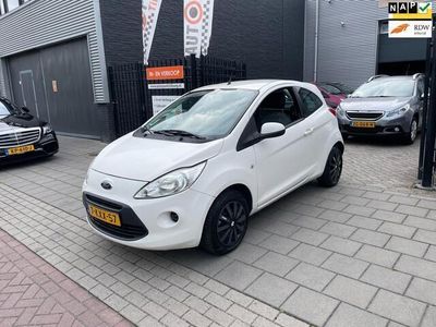 Occasion Ford Ka Cool & Sound Edition 69 PK (50 kW) 2010 Wit, metallic lak Hatchback