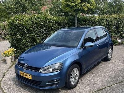 Blauw Occasion 2014 VW Golf VII Highline Stationwagen | € 8.950 (Goede deal)