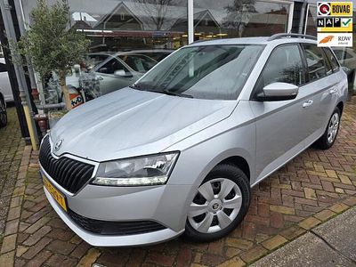 Grijs (metallic) Gebruikt 2019 Skoda Fabia Active Stationwagen | € 7.950 (Eerlijke prijs)