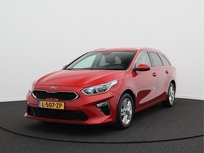 Rood Gebruikt 2021 Kia Ceed Sportswagon Stationwagen | € 14.900 (Eerlijke prijs)